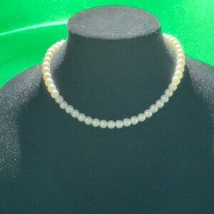 Vintage White Faux Pearl Necklace w/Rhinestone Magnetic Clasp Elegant Jewelry